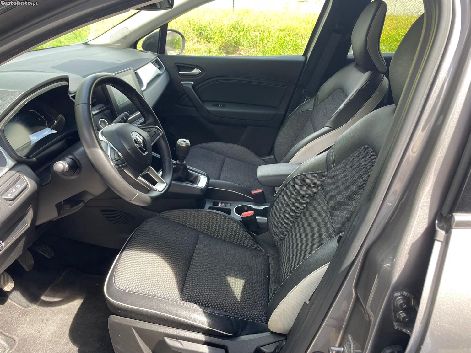 Renault Captur 1.0 TCe Exclusive — fotografia 6