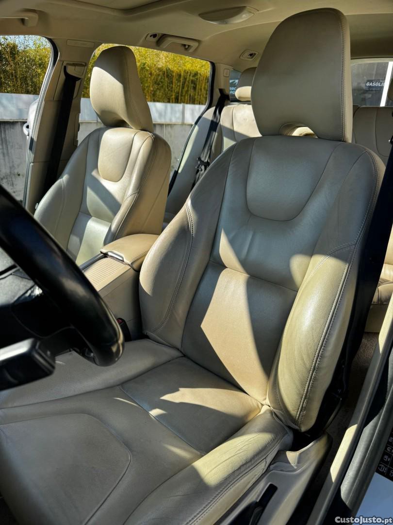 Volvo V60 1.6 D2 Drive Summum Start/Stop — fotografia 7