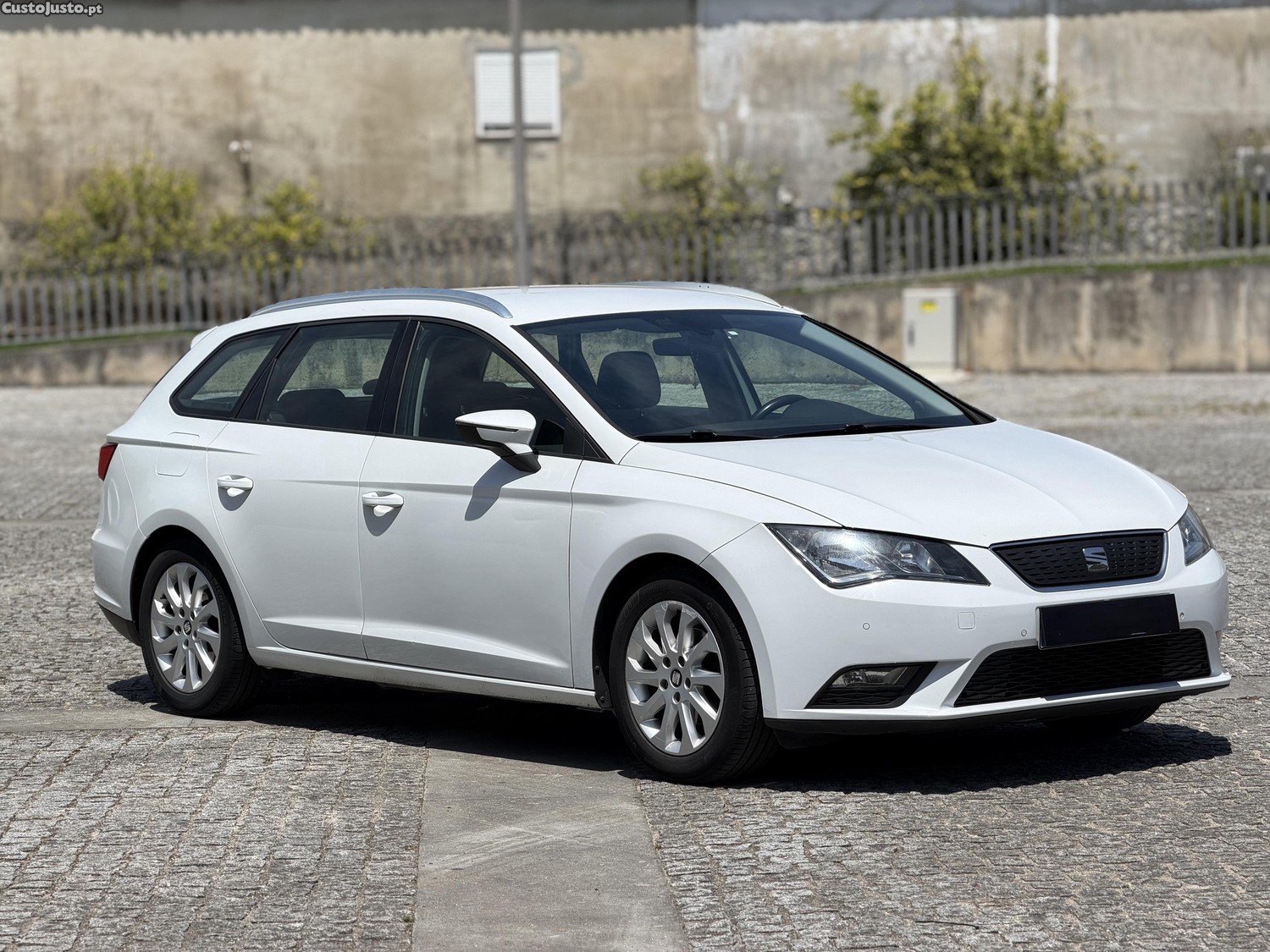 SEAT Leon ST 1.6 Tdi — fotografia 6