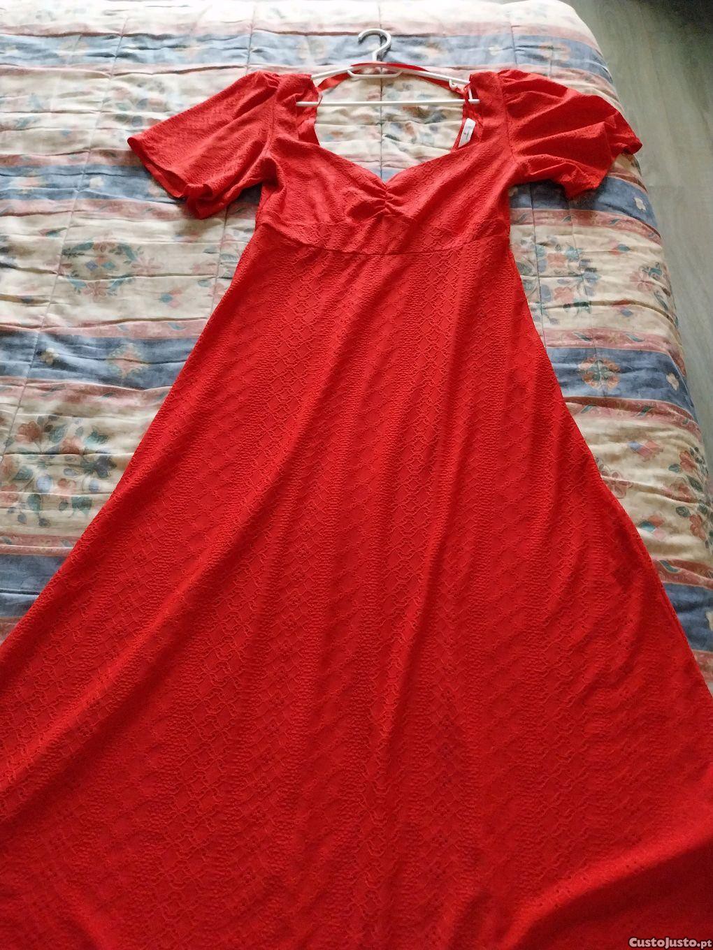 Vestido vermelho novo da Springfield