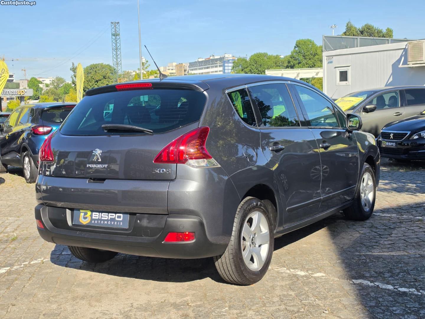 Peugeot 3008 1.6 BlueHDi Allure — fotografia 9