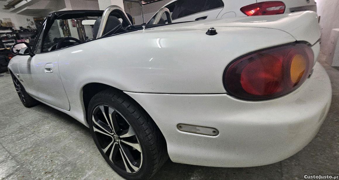 Mazda MX-5 1.6 NB — fotografia 3