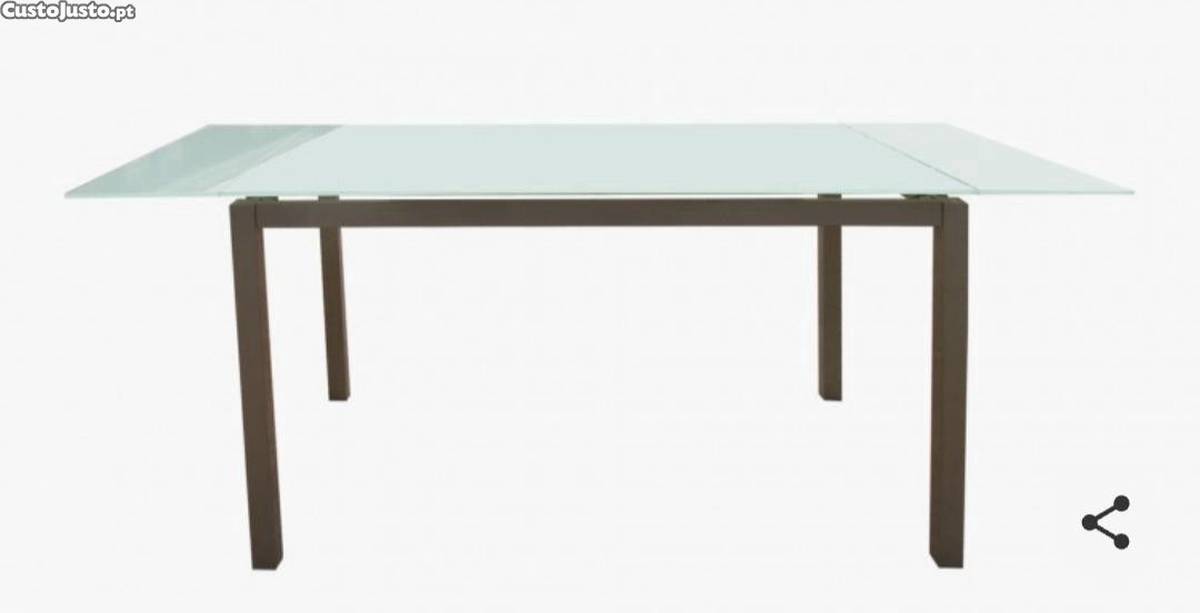 Mesa de cozinha extensível