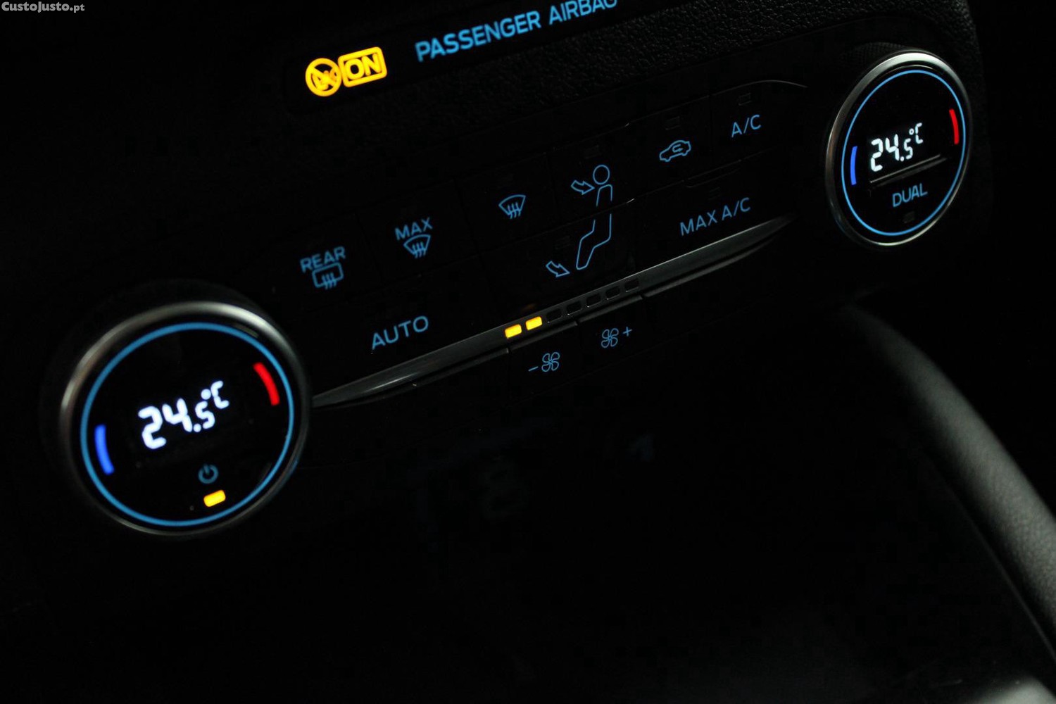 Ford Kuga 1.5 TDCI ECOBLUE TITANIUM — fotografia 20