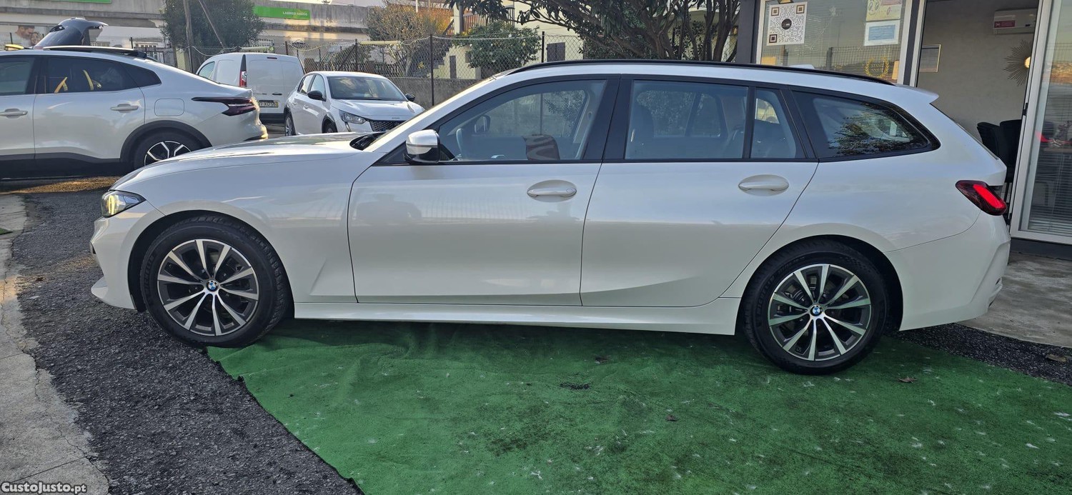 BMW 318 D Touring Auto XLine — fotografia 10