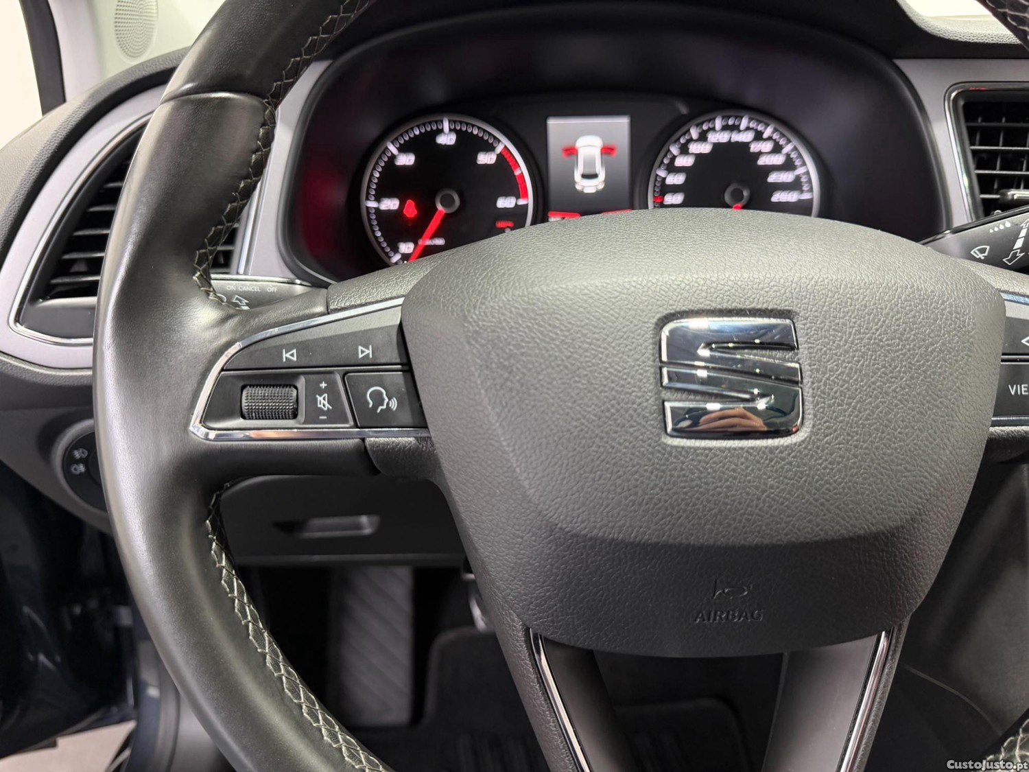 SEAT Leon ST 1.6 TDI STYLE 115CV - NACIONAL - 112180 KM — fotografia 20