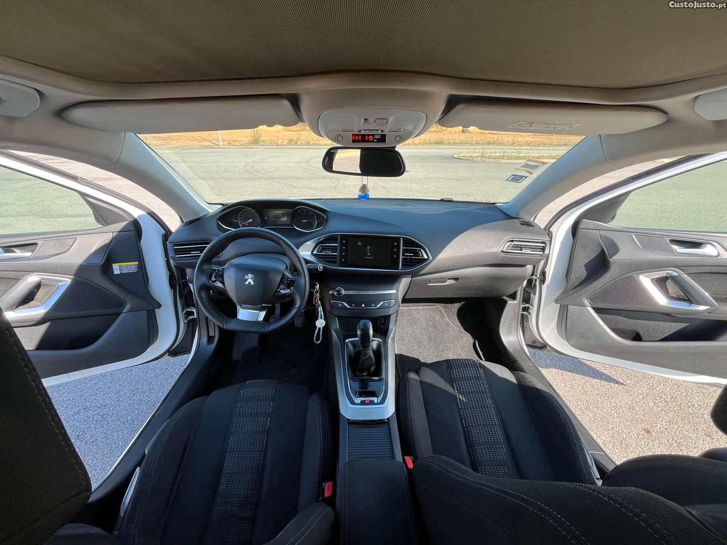 Peugeot 308 Blue HDI ALLURE - 15 — photo 5