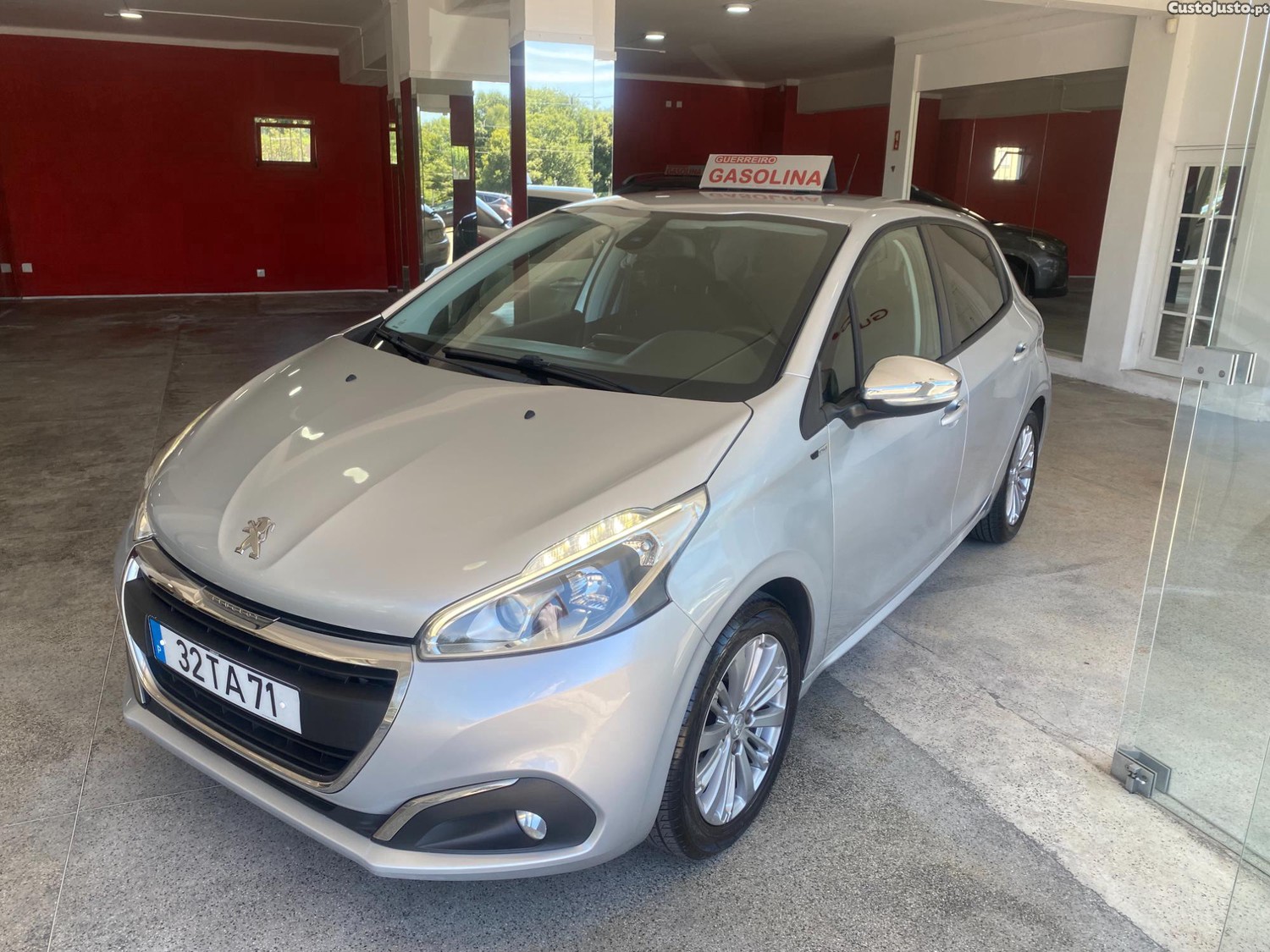 Peugeot 208 1.2 Style -74 MIL KM - 17 — photo 2
