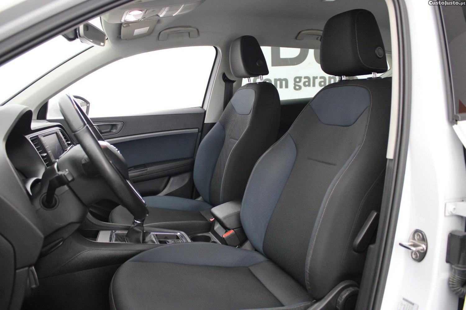SEAT Ateca 1.6 TDI STYLE — fotografia 8