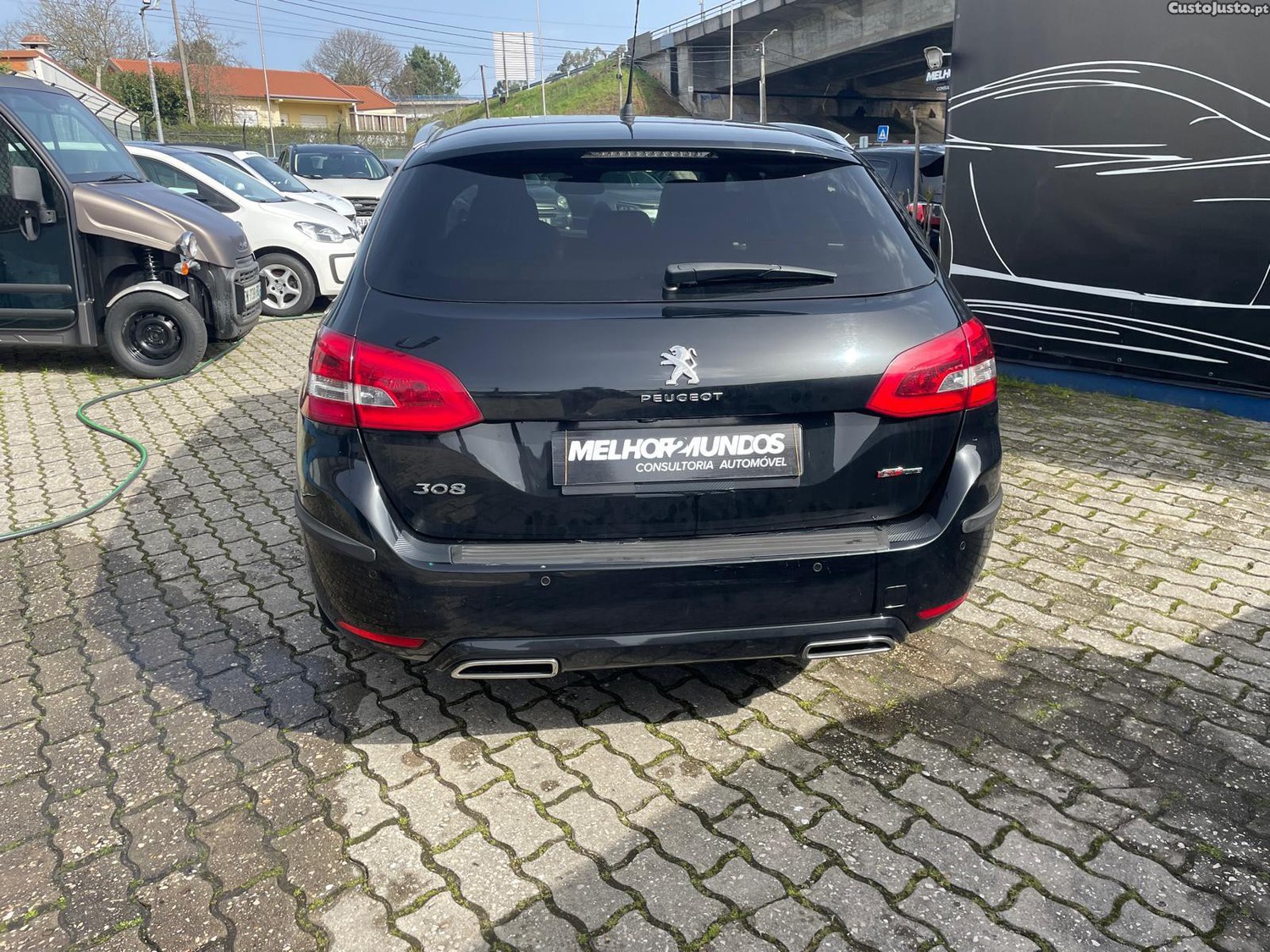 Peugeot 308 SW 1.5 BlueHDi GT Line EAT8 — fotografia 15