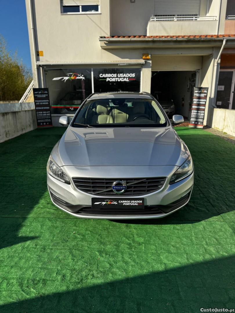 Volvo V60 1.6 D2 Drive Summum Start/Stop — fotografia 18