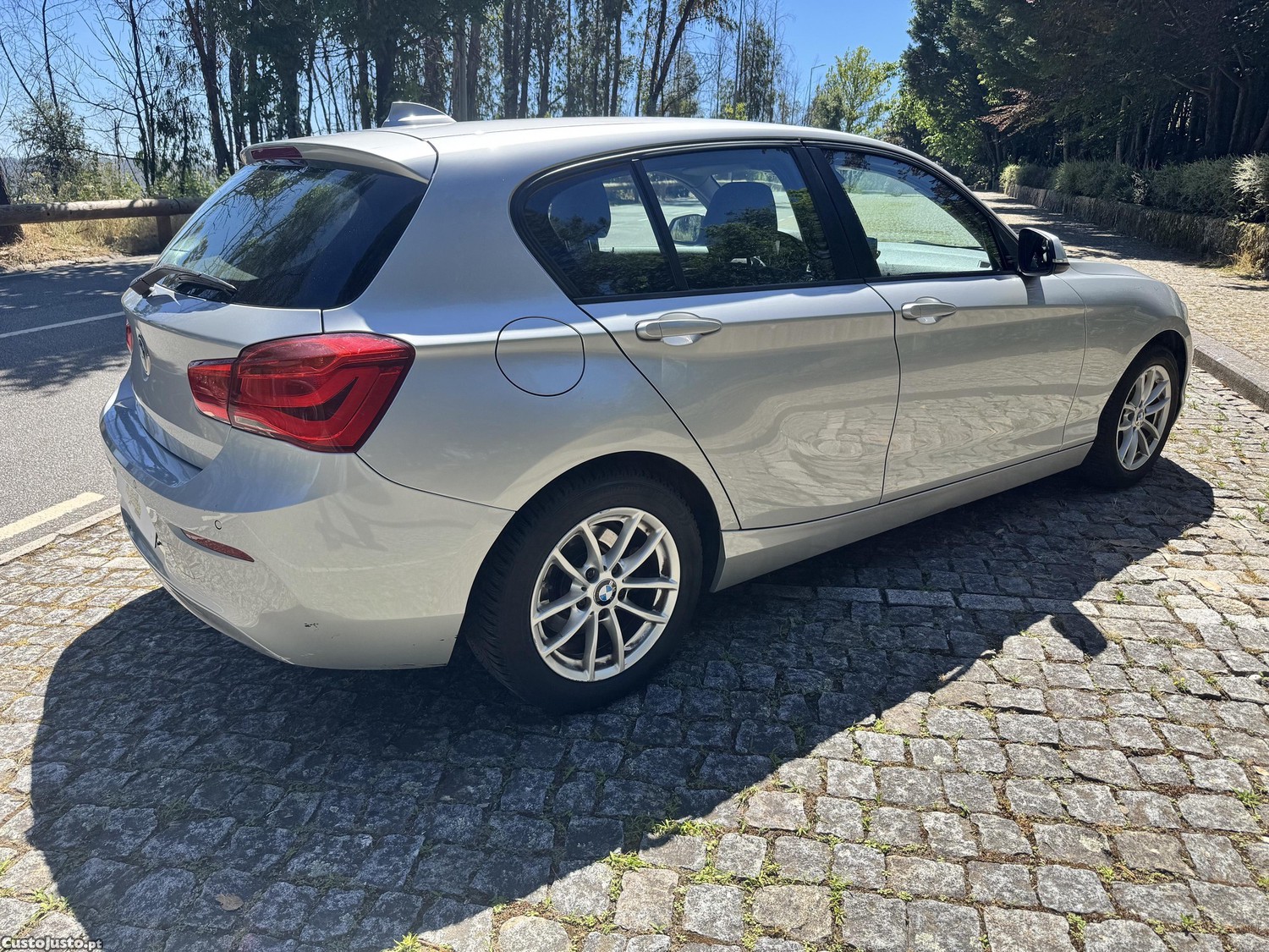 BMW 116 D — fotografia 10