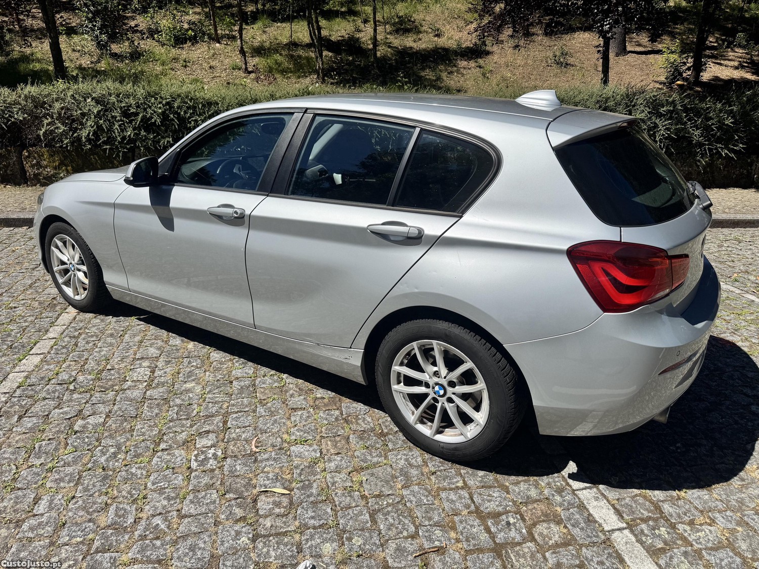 BMW 116 D — fotografia 9