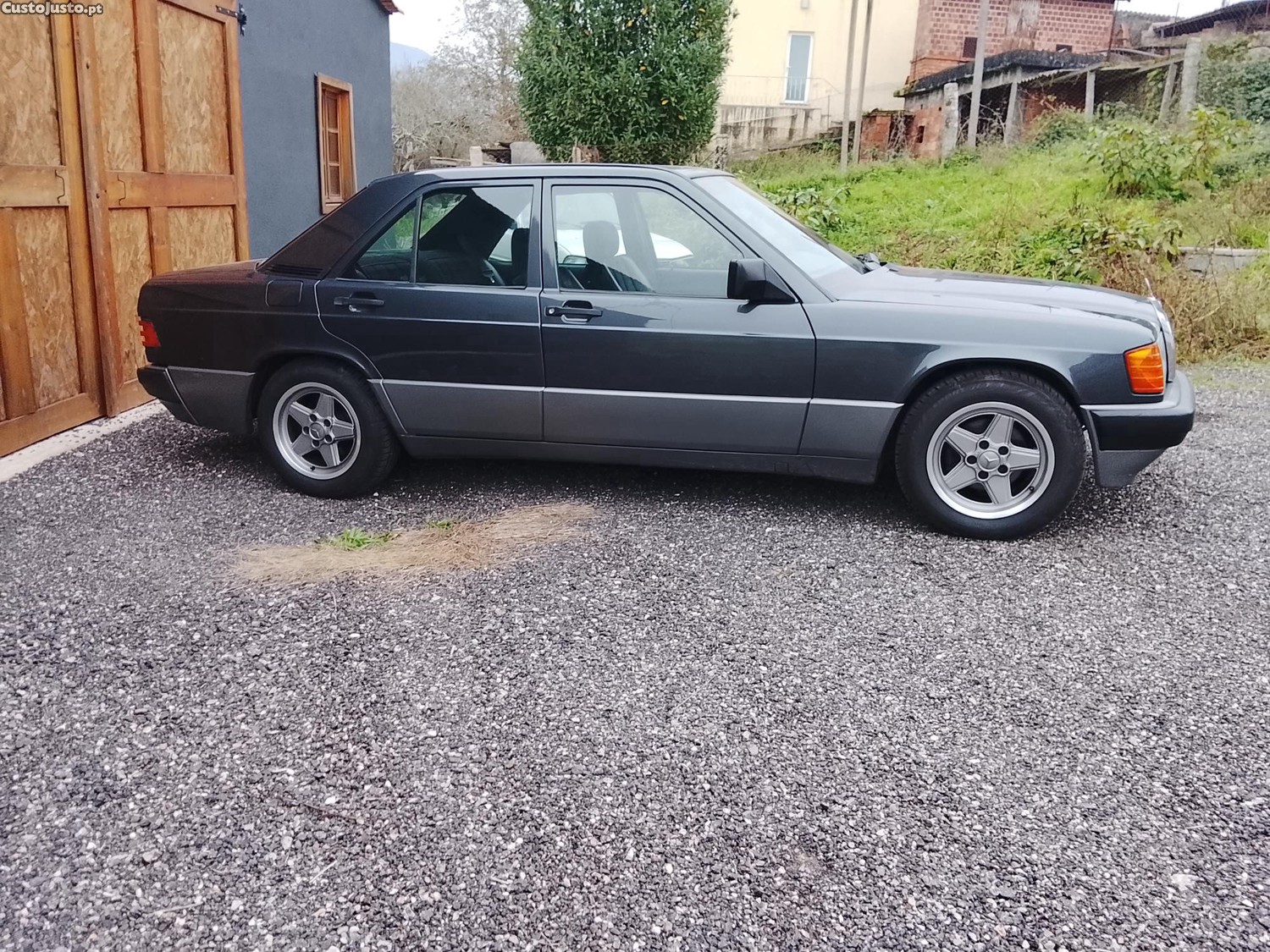 Mercedes-Benz 190 E - 92 foto 3