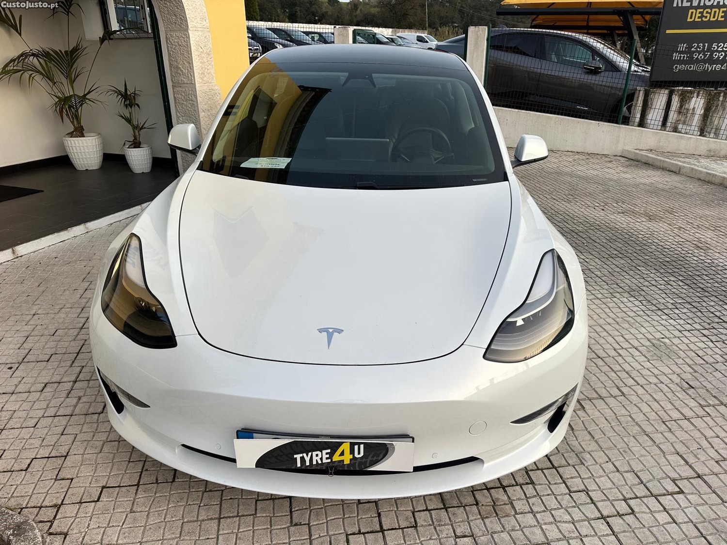 Tesla Model 3 AWD Dual Motor — fotografia 7