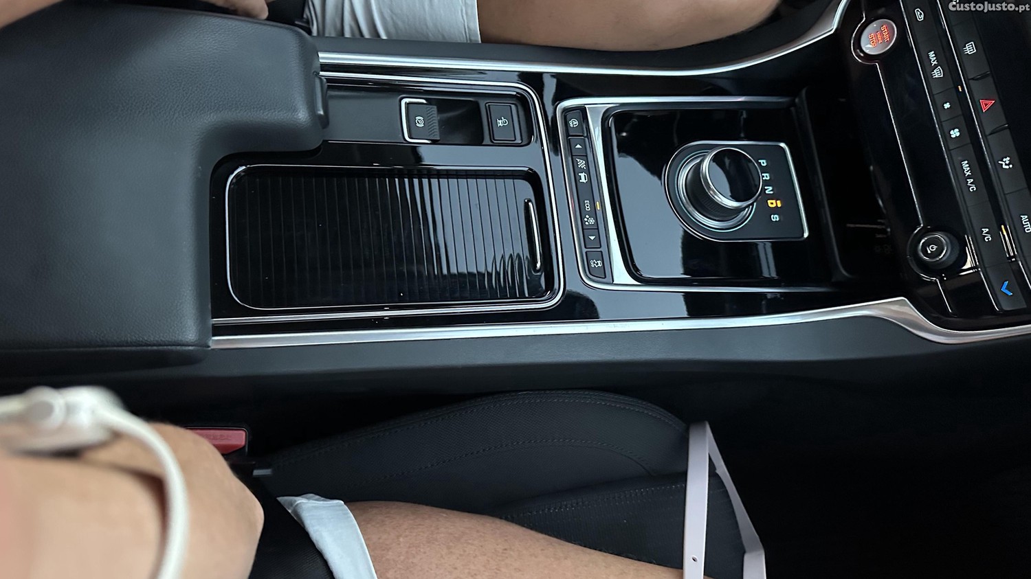 Jaguar XF Sportbrake — photo 5