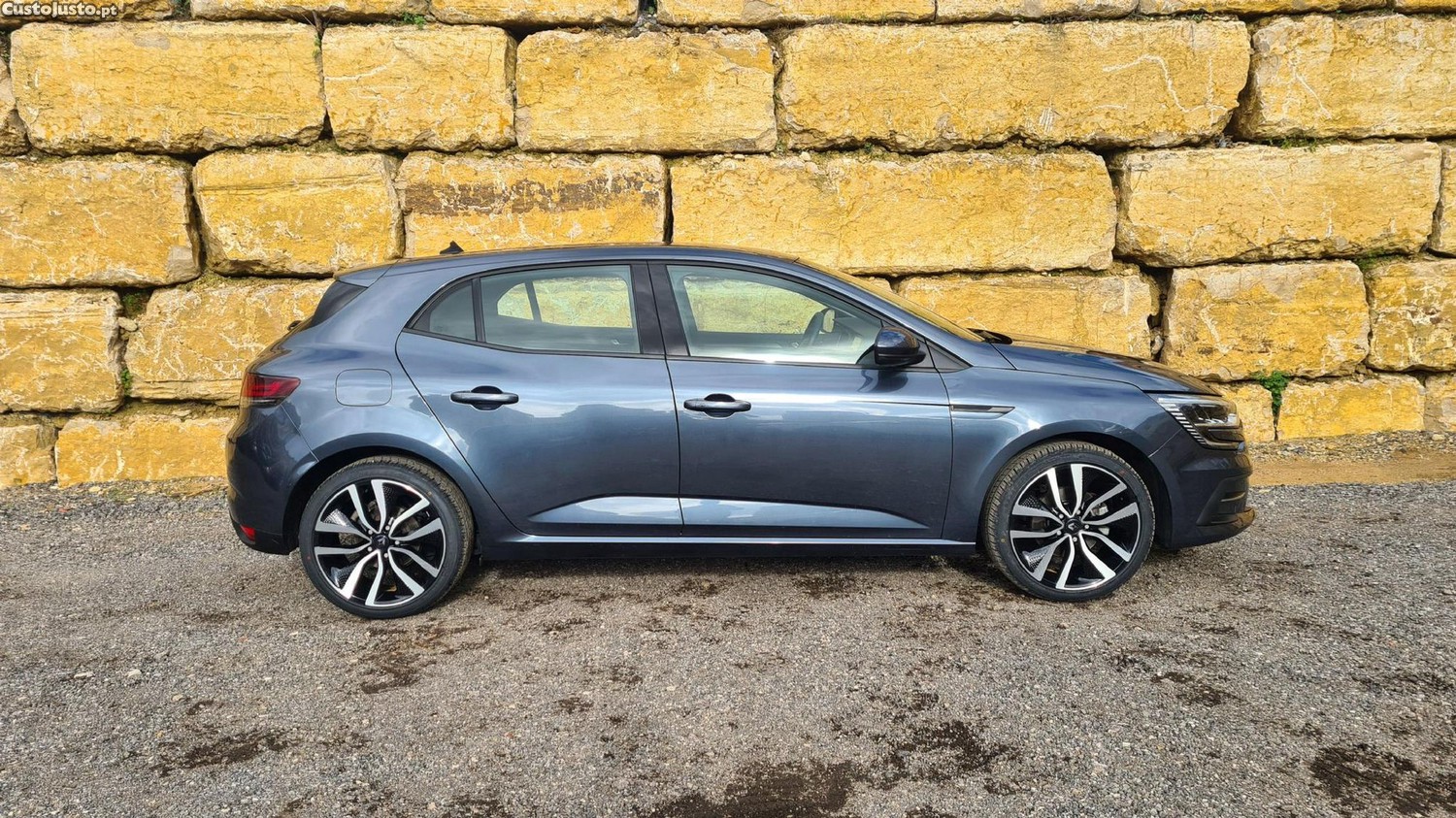 Renault Mégane 1.5 Blue dCi Intens EDC - 22 foto 4