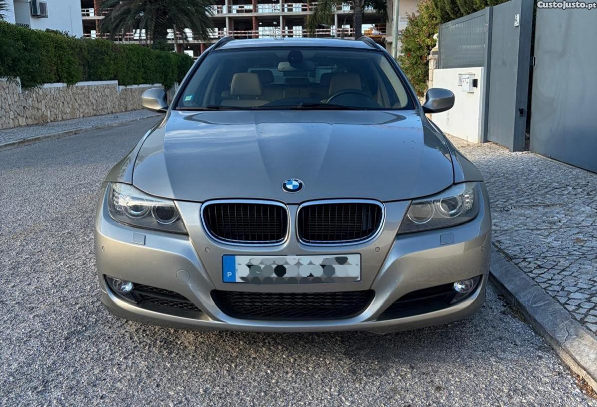BMW 320 Série 3 Touring LCI - 11 foto 2