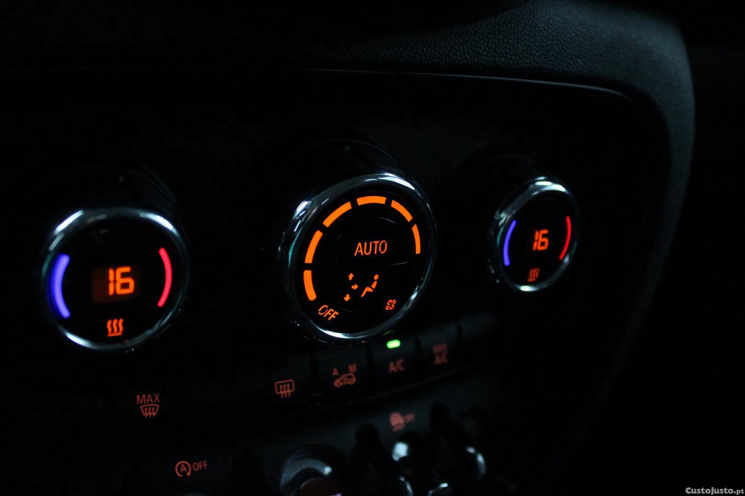 MINI Clubman ONE D 1.5 D AUTO — fotografia 14