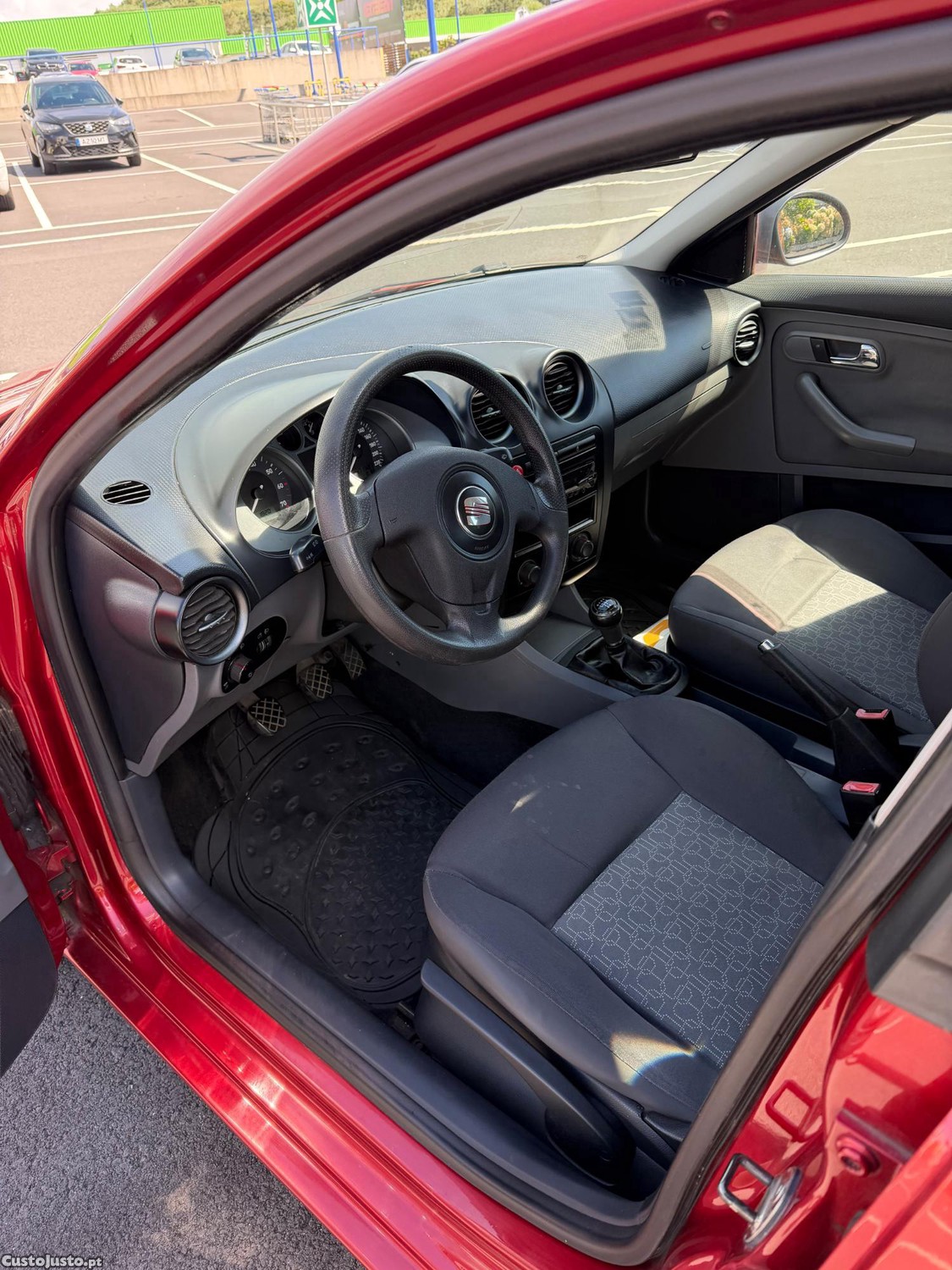 SEAT Ibiza 1.2 — fotografia 8