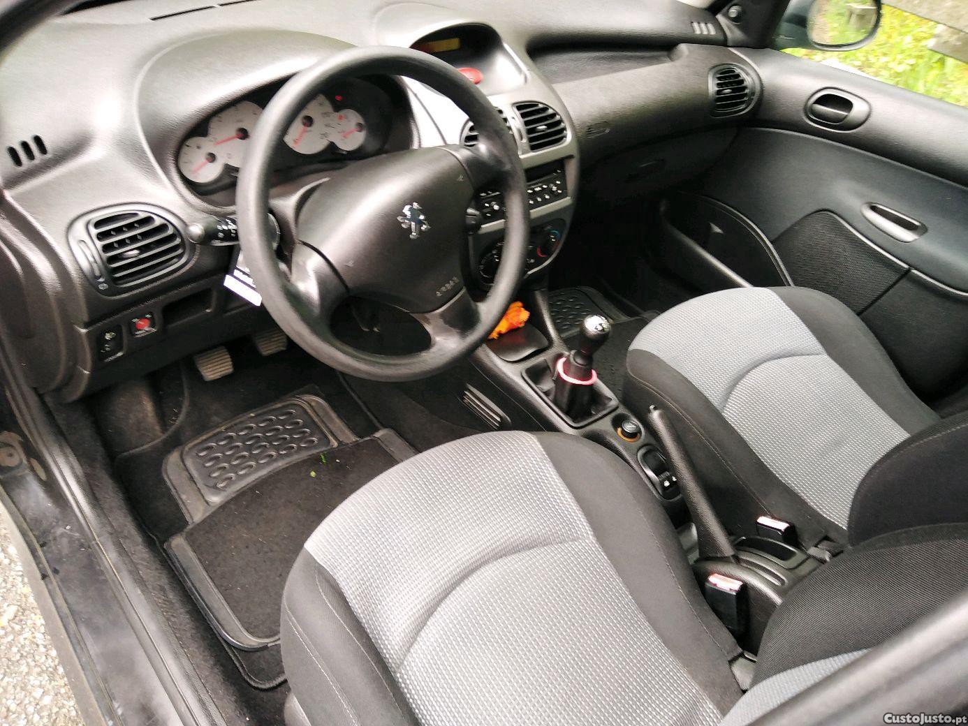 Peugeot 206 1.4 HDI - 06 foto 4