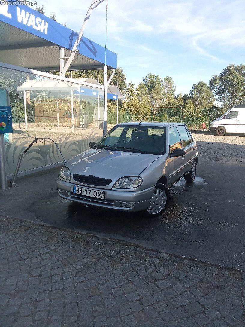 Citroën Saxo 2 — photo 2