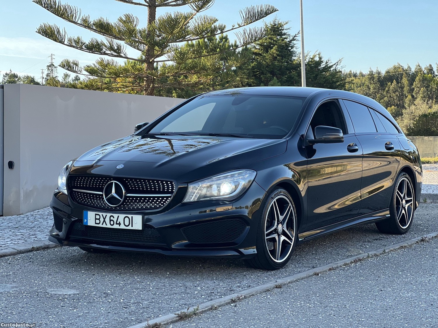 Mercedes-Benz CLA 220 AMG - 16 foto 4