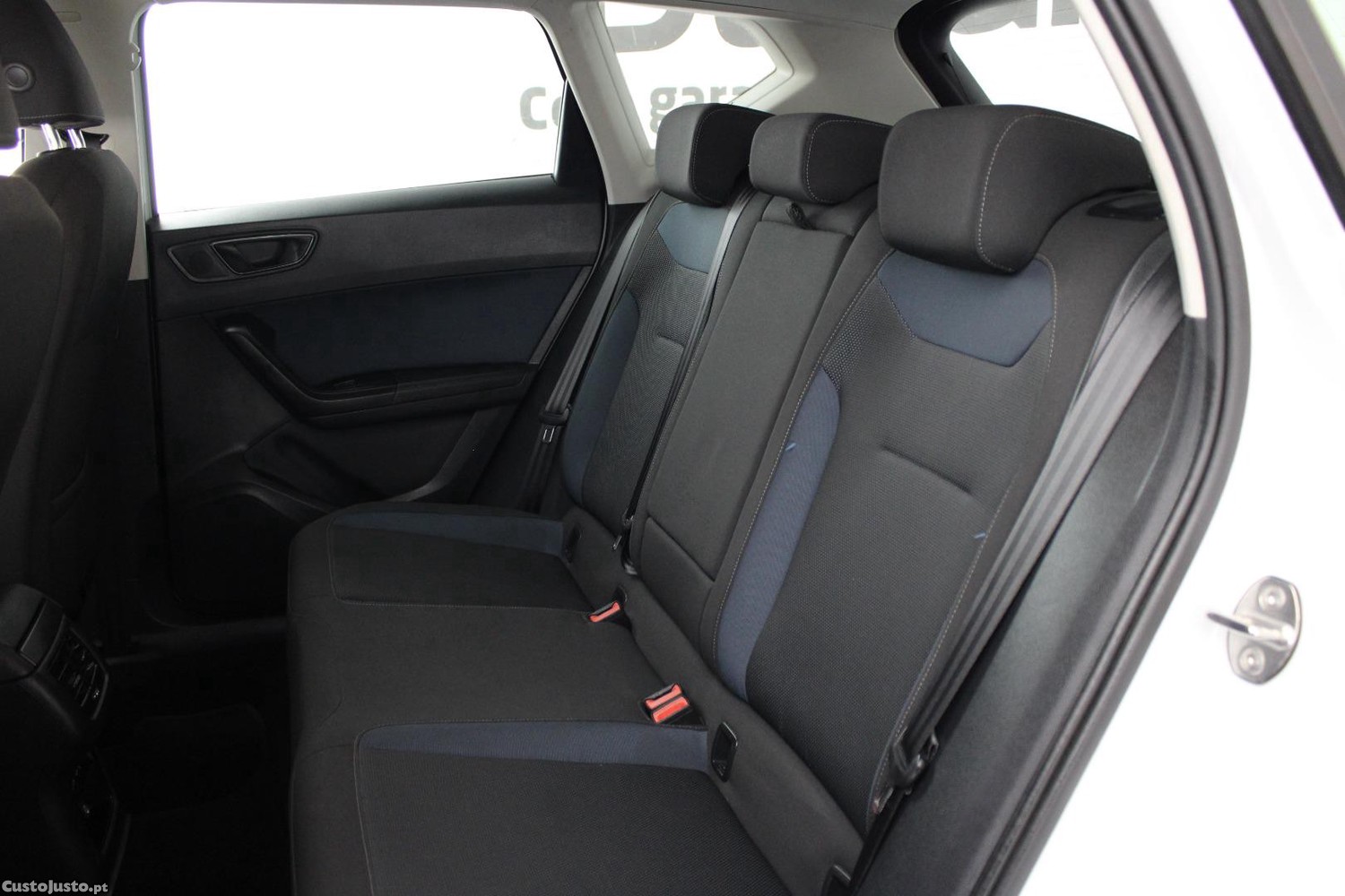 SEAT Ateca 1.6 TDI STYLE — fotografia 5