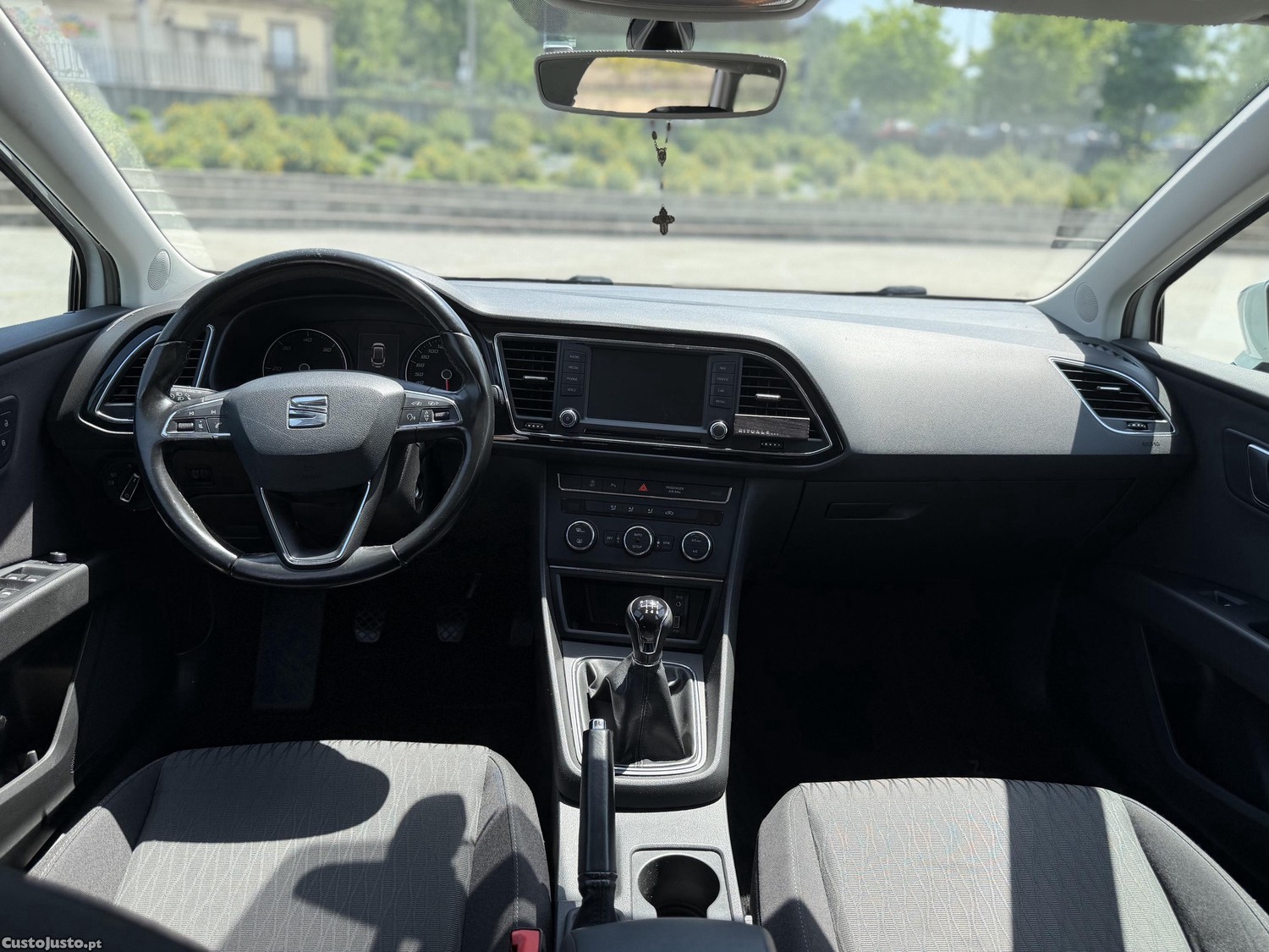 SEAT Leon ST 1.6 Tdi — fotografia 5