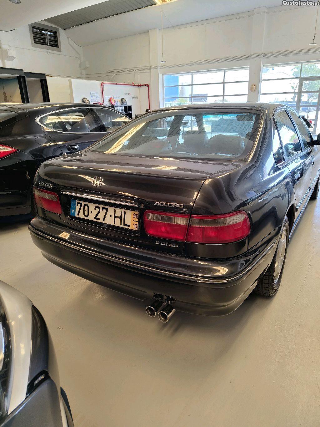 Honda Accord 2.0 I CE8 — fotografia 10