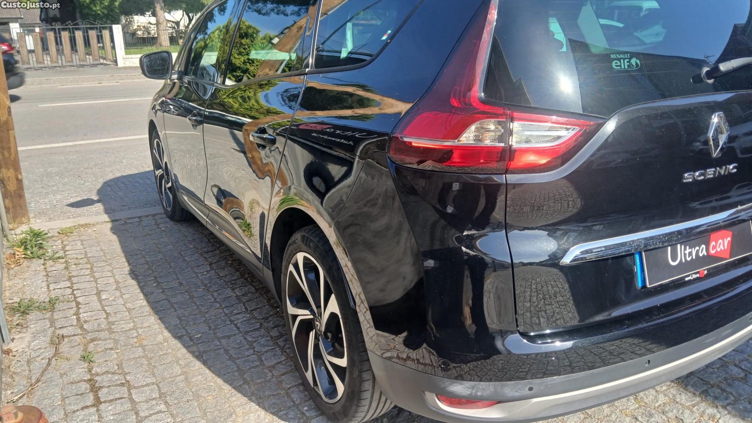 Renault Grand Scénic 1.6 DCI Bose Edition EDC SS — fotografia 8