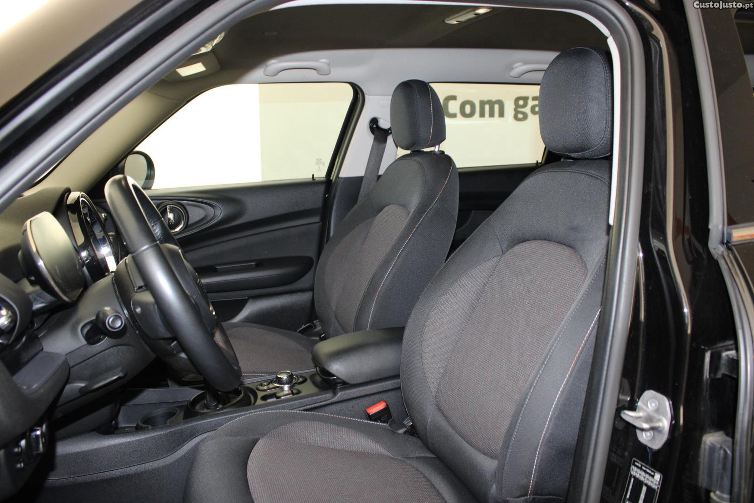 MINI Clubman ONE D 1.5 D AUTO — fotografia 9
