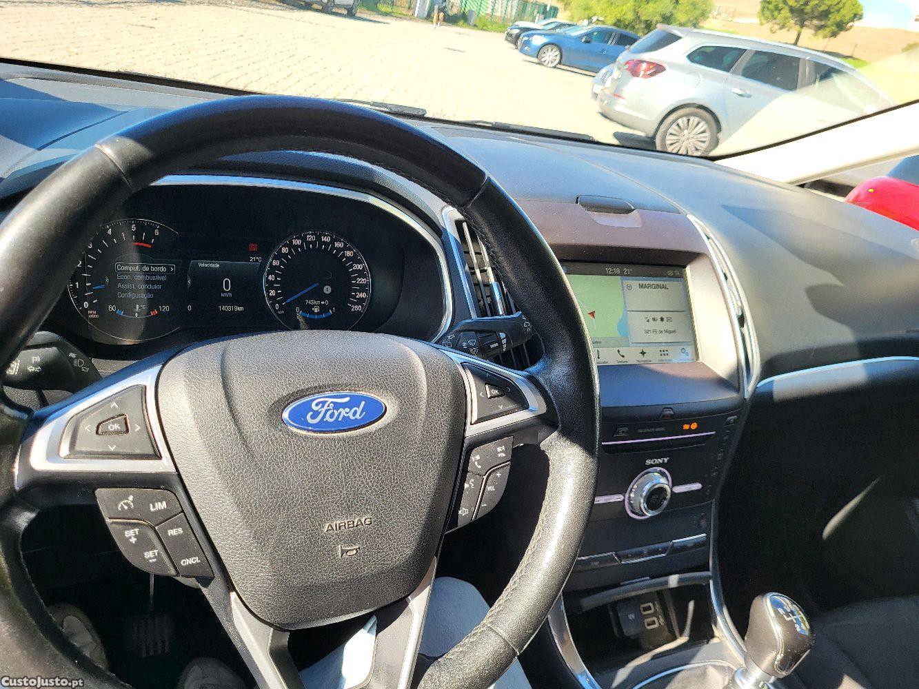 Ford S-Max Nacional 2.0TDCI euro 6 — fotografia 2