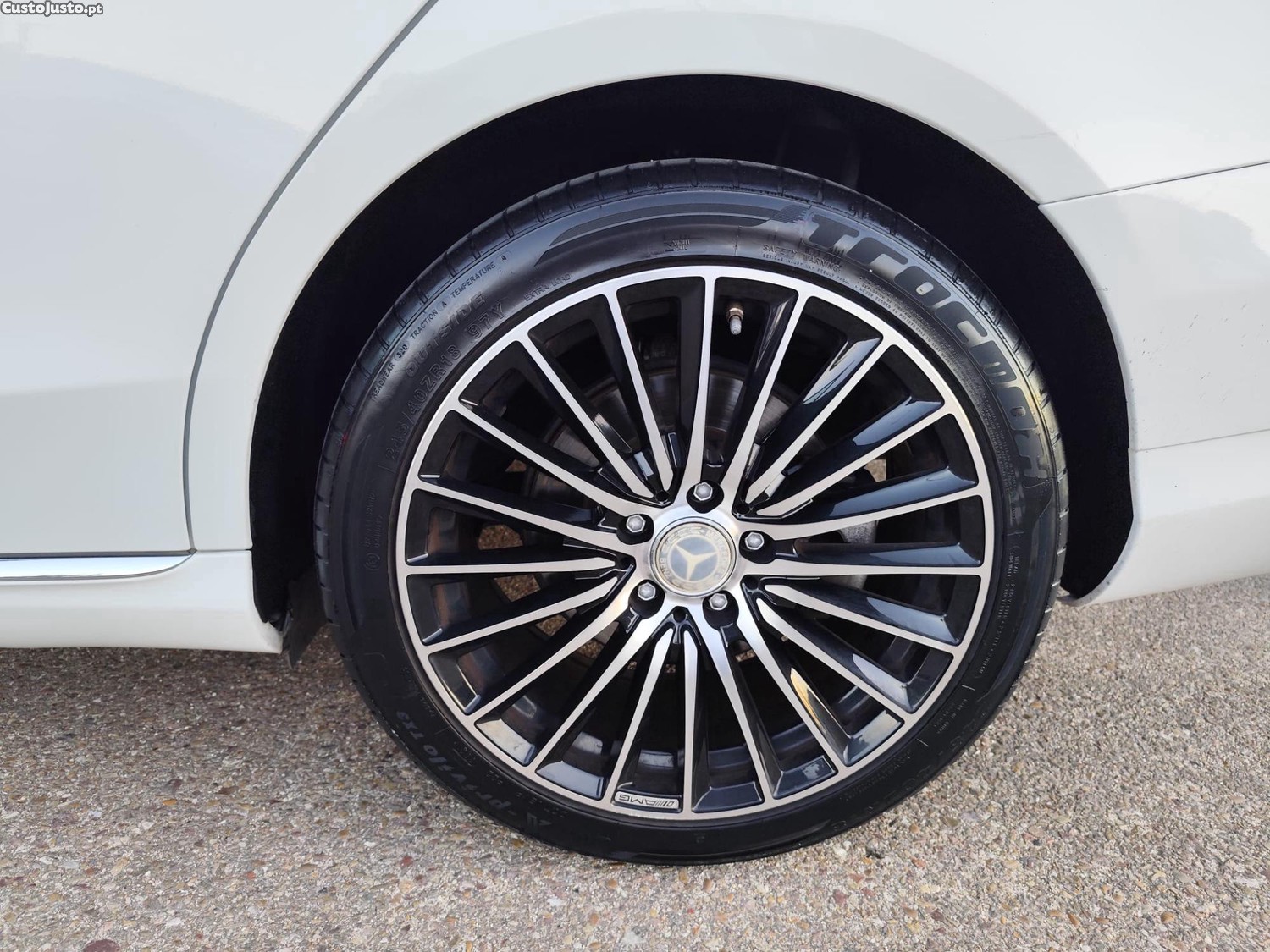 Mercedes-Benz C 220 220 D - 18 — photo 4