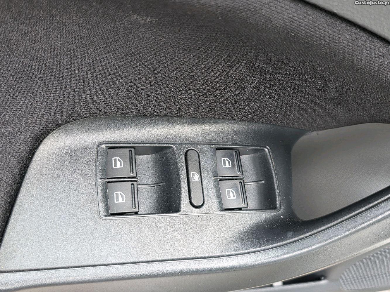 SEAT Ibiza 1.2 TSI FR — fotografia 7