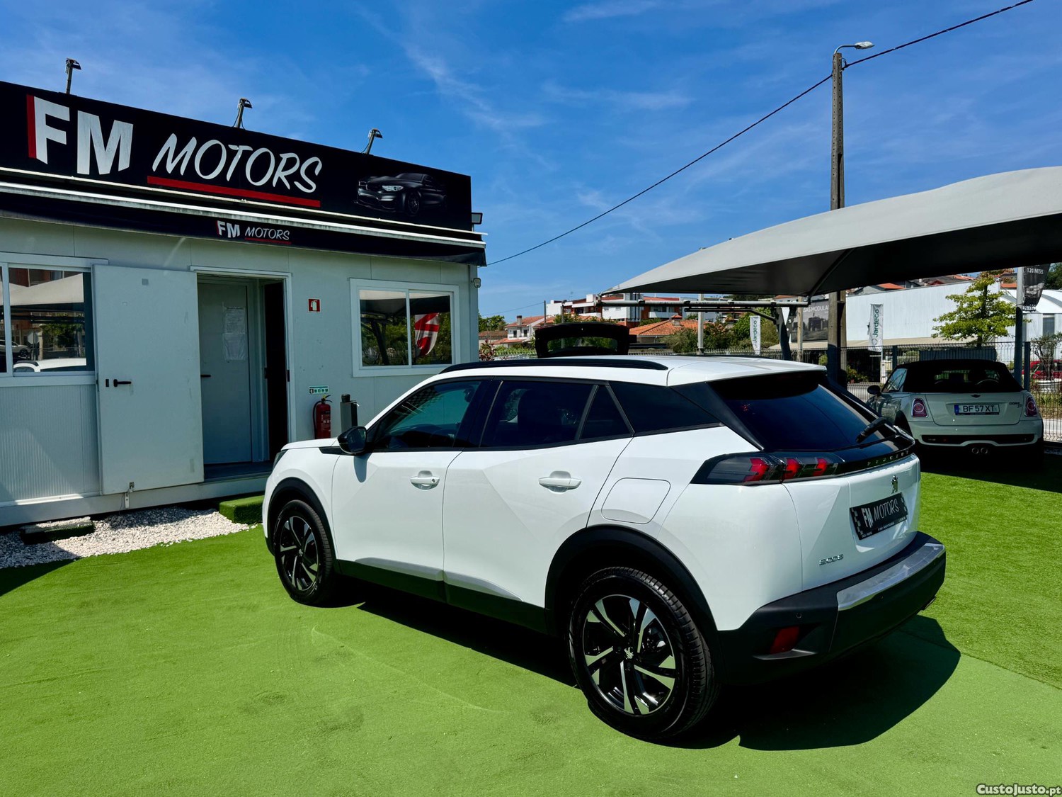 Peugeot 2008 BlueHDi 110 Allure - 22 — photo 3