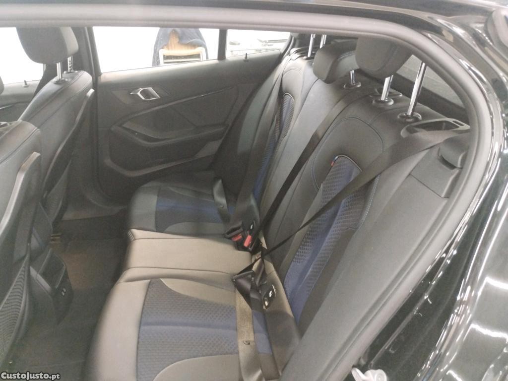 BMW 116 d Corporate Edition M — fotografia 19
