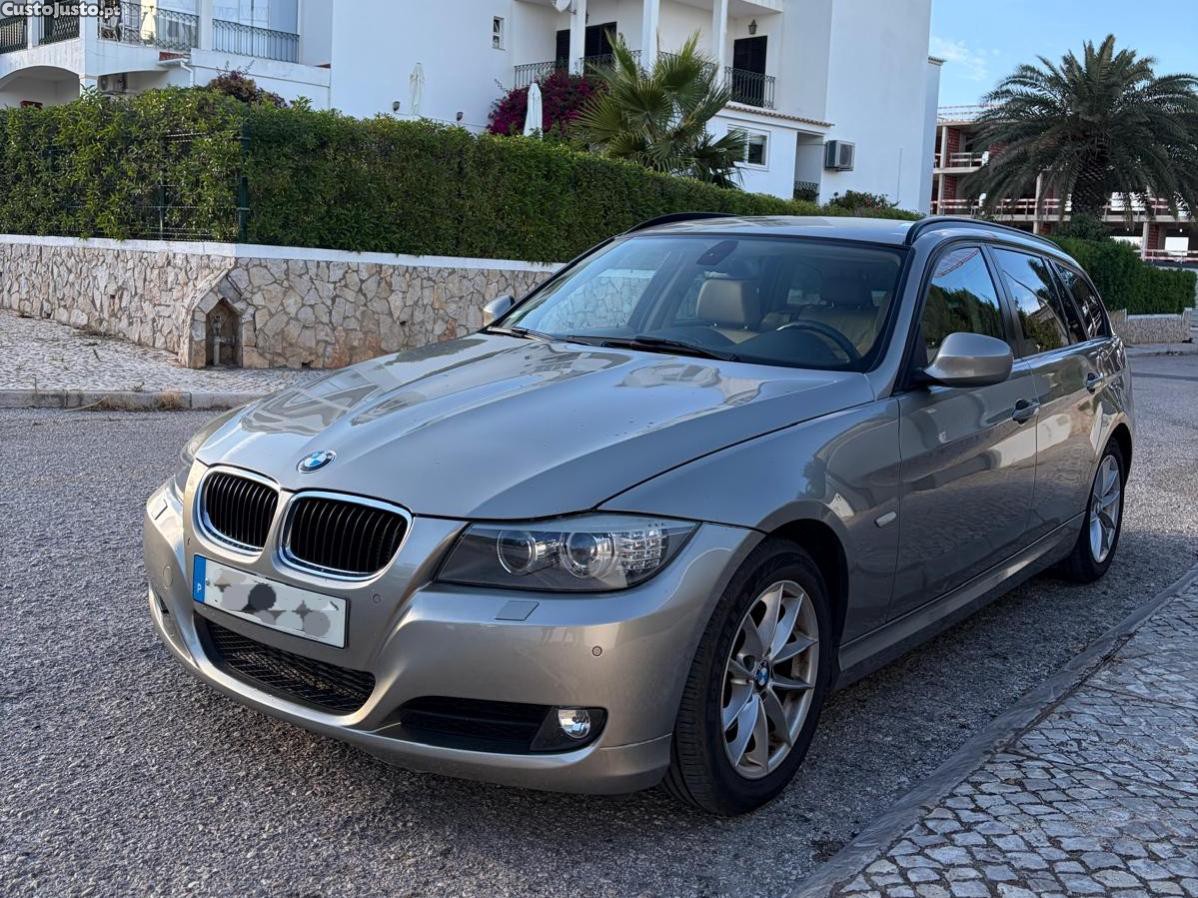 BMW 320 Série 3 Touring LCI - 11 foto 3