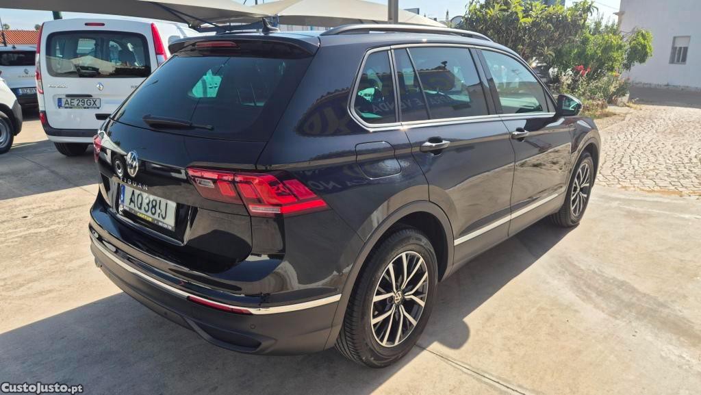 Volkswagen Tiguan 2.0 TDI 150cv DSG Life — fotografia 18
