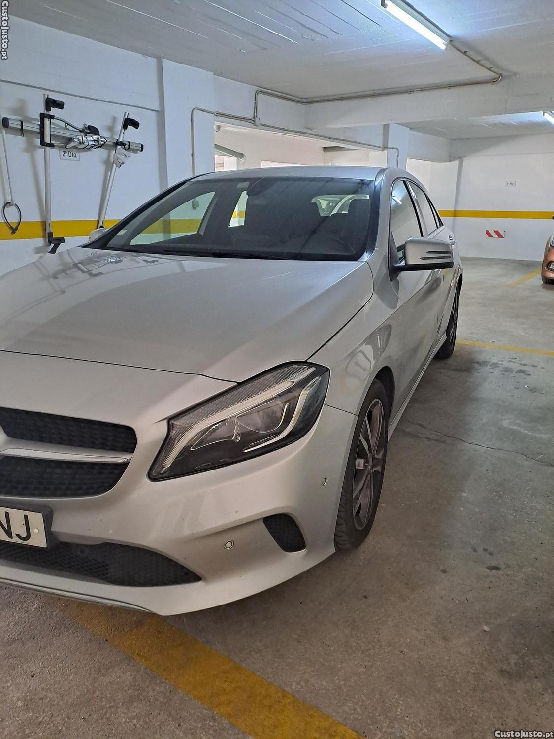 Mercedes-Benz A 180 Sport — fotografia 7