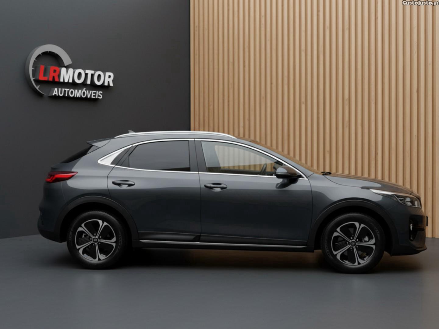 Kia XCeed 1.6 GDi PHEV Drive — fotografia 6