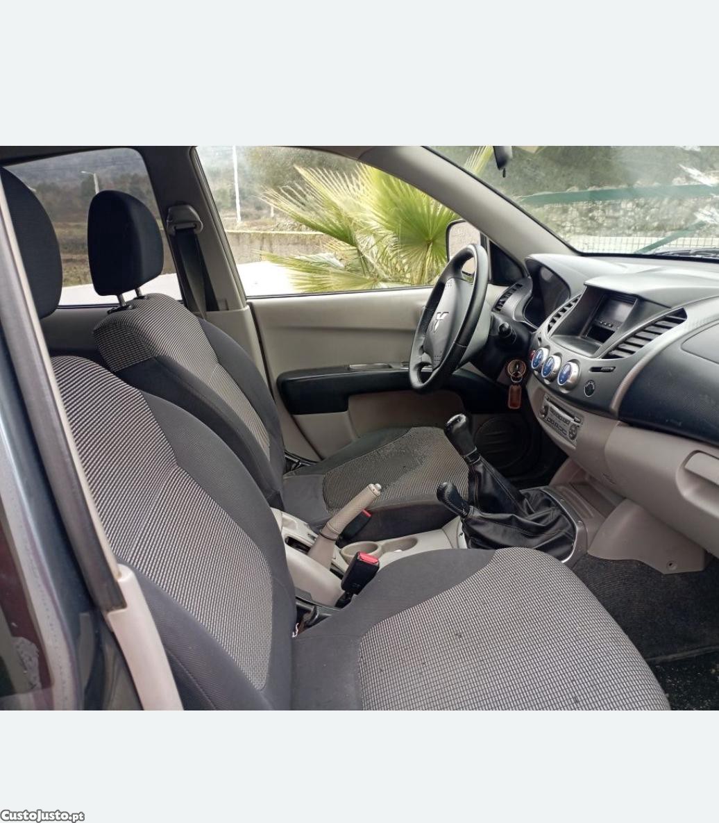 Mitsubishi L200 Pick-up - 06 foto 3