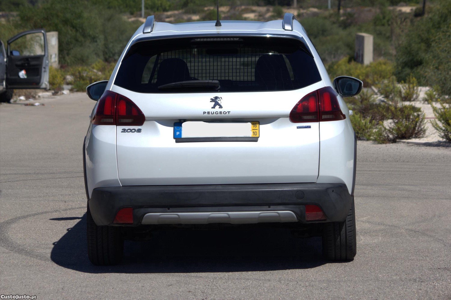 Peugeot 2008 Allure - 16 foto 2
