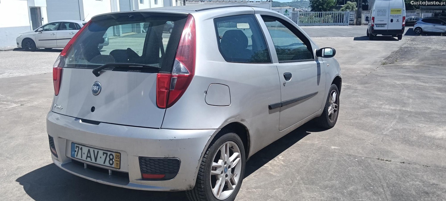 Fiat Punto 1.2 60 sound — fotografia 6