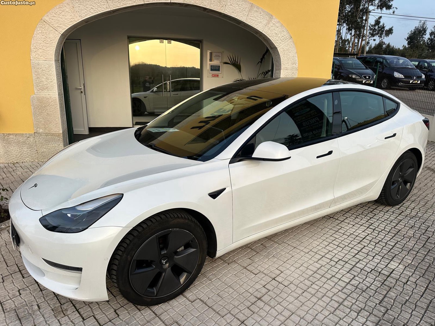 Tesla Model 3 AWD Dual Motor — fotografia 10