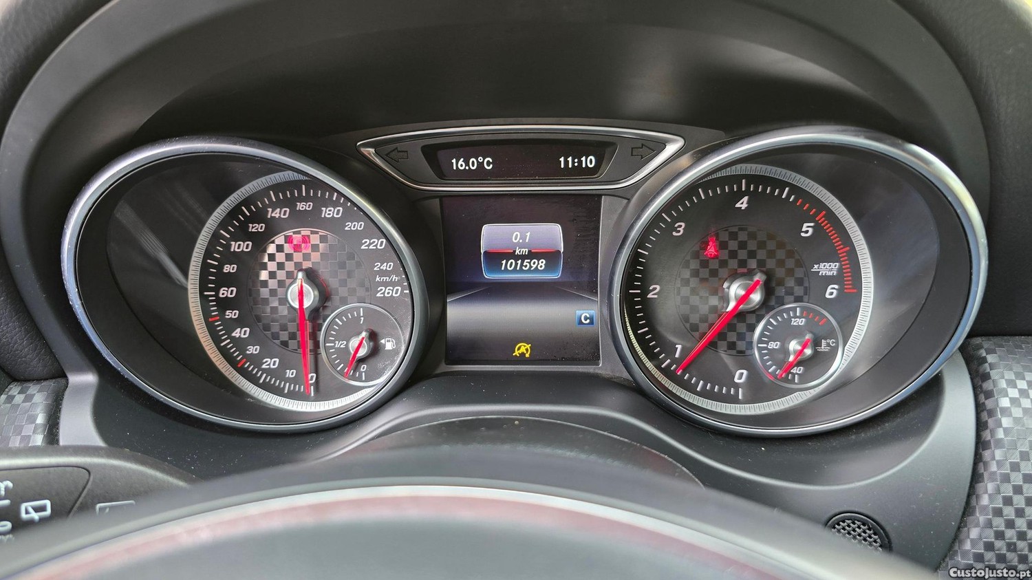 Mercedes-Benz A 180 d Urban — fotografia 14