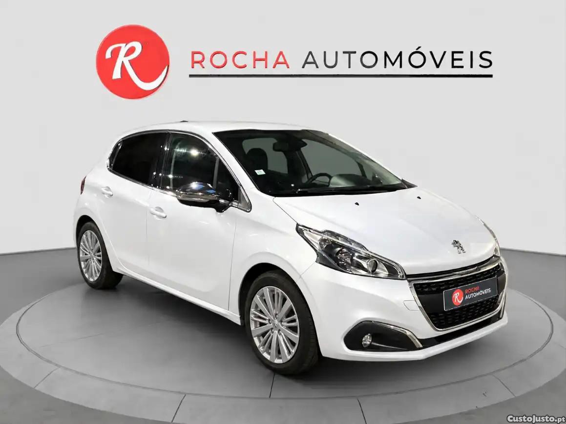 Peugeot 208 1.2 PureTech Allure — photo 3