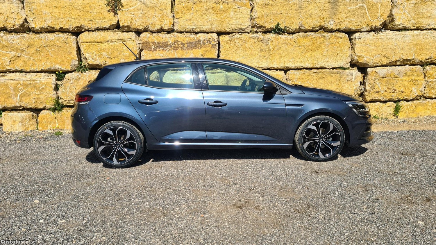 Renault Mégane 1.5 Blue dCi Intens EDC - 22 — photo 4