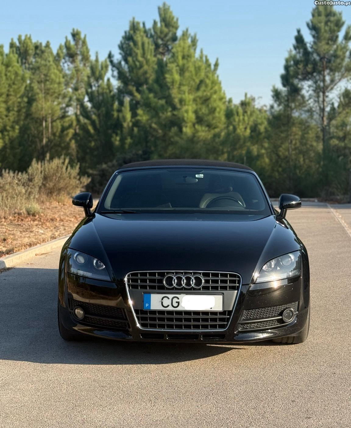 Audi TT Roadster S-Line - 08 foto 2