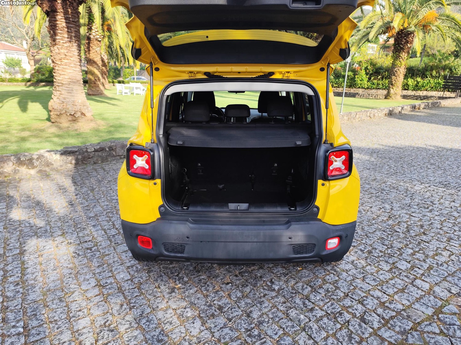 Jeep Renegade Full Extras - Aceito Retoma - Impecável — fotografia 2